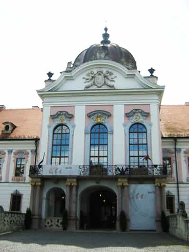 Billet Visite d'une jounée du palais royal de Godollo au départ de Budapest