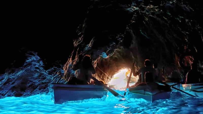 Billet Capri : tour en bateau privé de 3 heures avec visite de la Grotte bleue