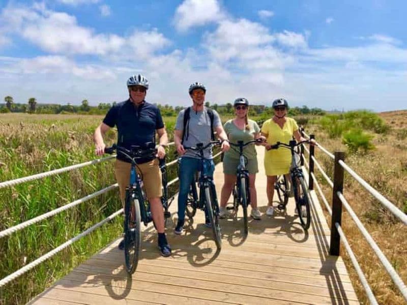 Billet Visite de la ville en vélo électrique - Plages de l'ouest d'Albufeira en privé !