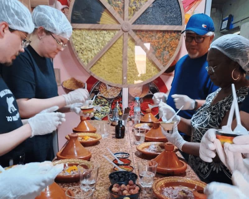 Billet Marrakech : Cours de cuisine marocaine avec prise en charge