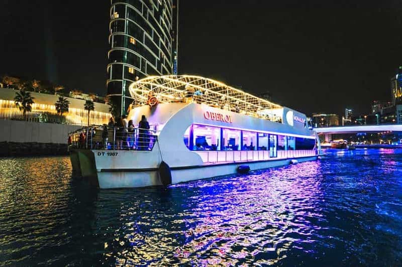 Billet Dubaï : Croisière de luxe sur la marina avec spectacles multiples