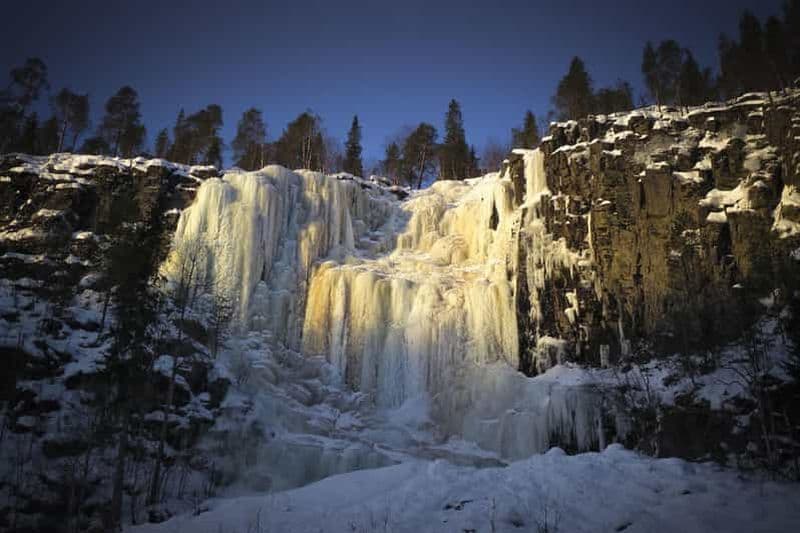 Billet Au départ de Rovaniemi : excursion au canyon de Korouoma et aux chutes d'eau gelées