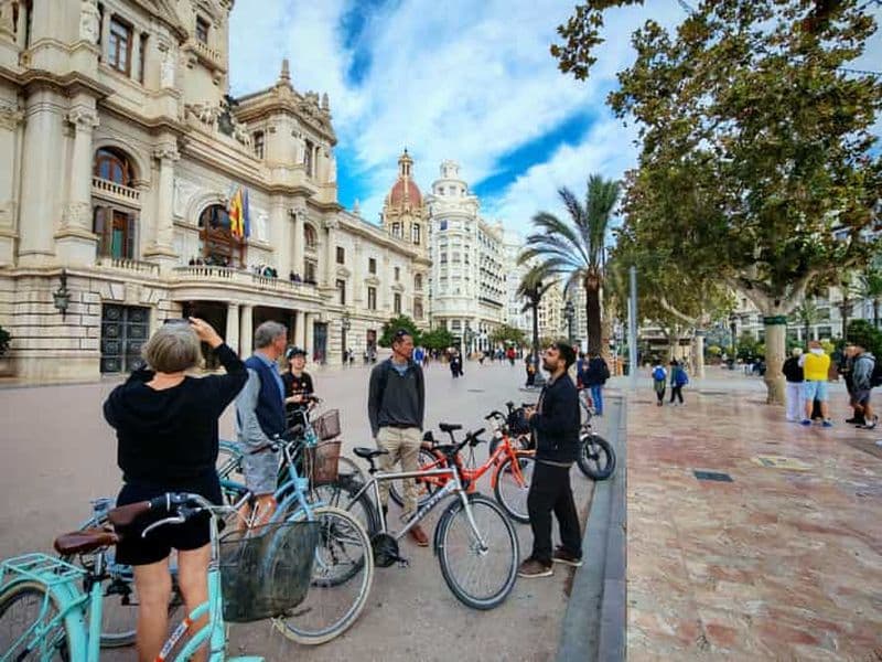 Billet Valence : visite immersive à vélo et à vélo électrique