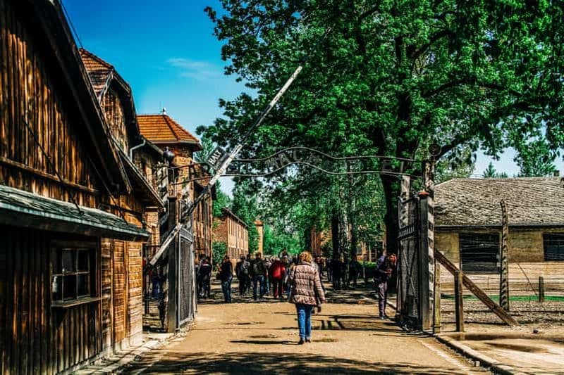 Billet Cracovie : Visite guidée en direct d'Auschwitz-Birkenau et prise en charge à l'hôtel