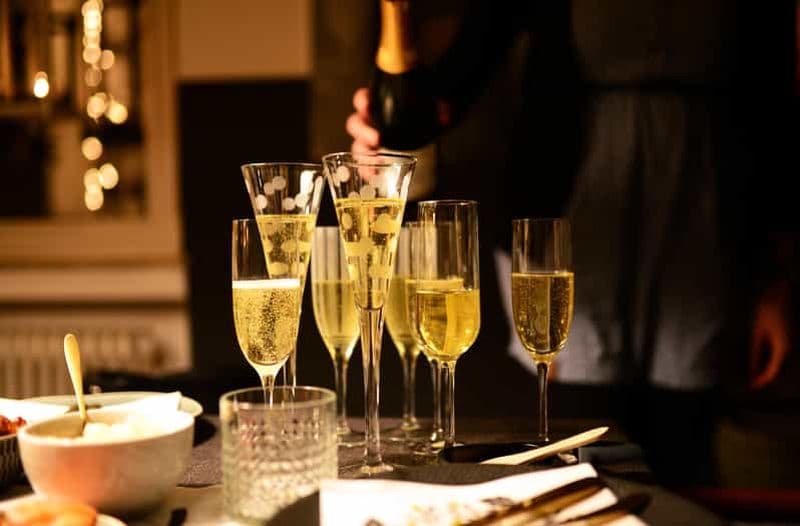 Billet Paris VIP : Champagne Région Chauffeur Privé 12hrs