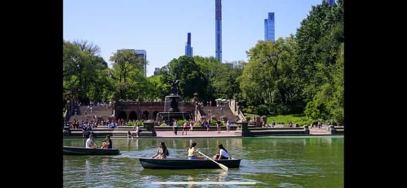 Billet NYC : visite en pousse-pousse de Central Park avec location de bateau