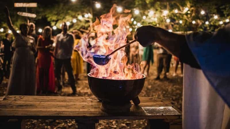 Billet Saint-Jacques-de-Compostelle : Spectacle et dégustation de Queimada