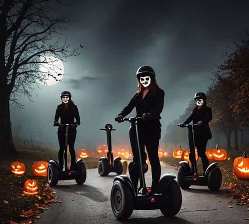 Billet Visite nocturne en Segway à Athènes pour Halloween