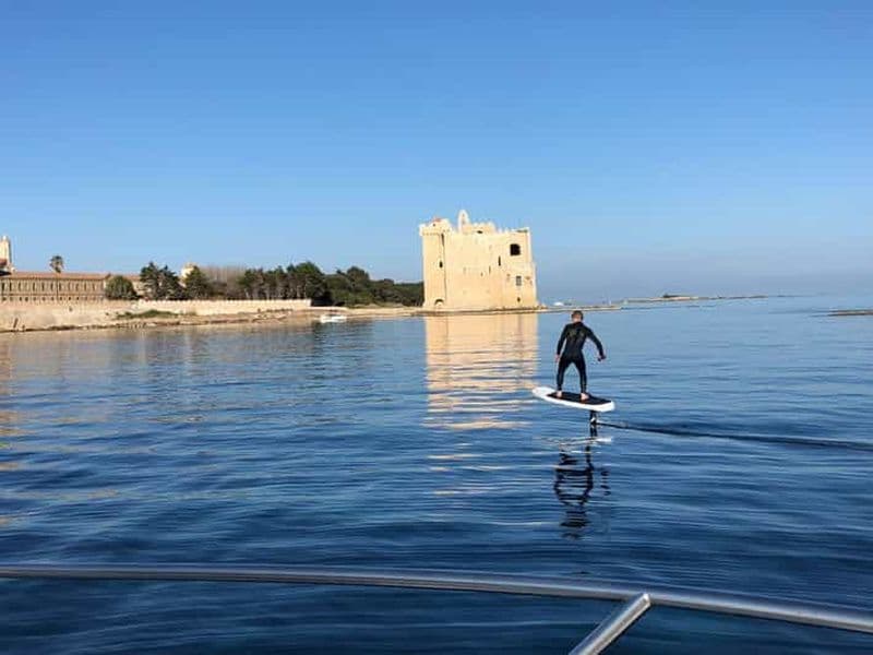 Billet Cannes : Location d'E-Foil avec session d'introduction