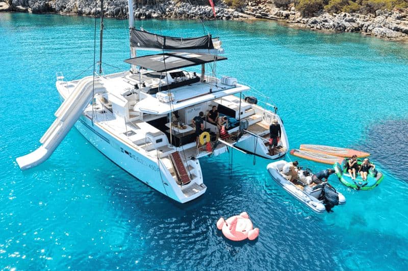 Billet Croisière en catamaran tout compris à Agios Nikolaos avec jouets aquatiques