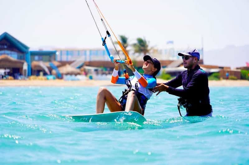 Billet El Gouna : Cours de base de kitesurf de 6 heures