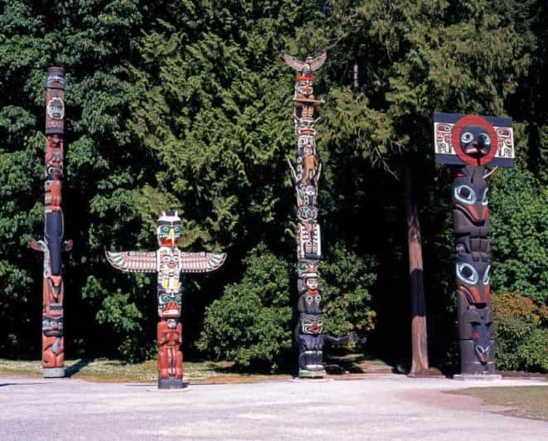 Billet De Stanley Park aux totems : promenade privée pittoresque à Vancouver