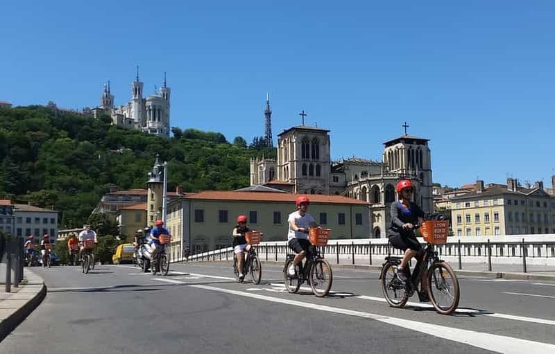 Billet Lyon : visite de 2 heures en vélo électrique avec un guide local
