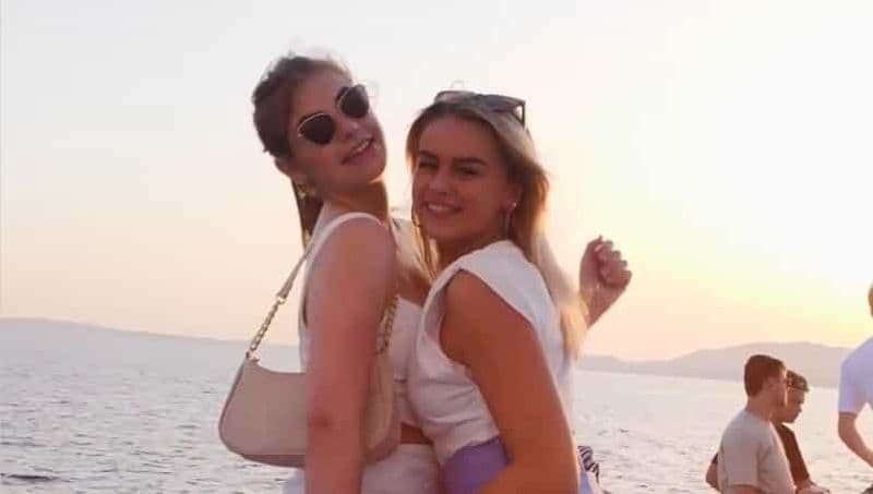 Billet Palma de Majorque : soirée en bateau au coucher du soleil avec DJ et animation