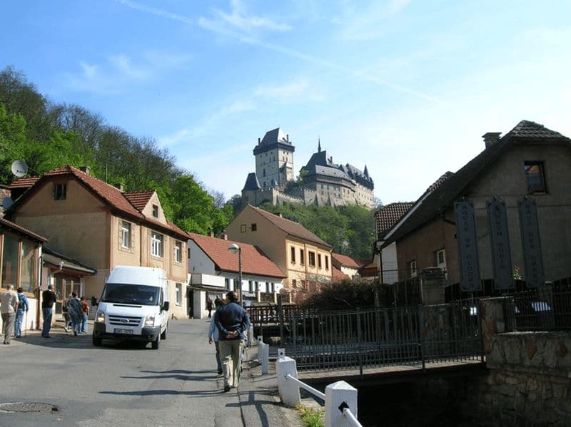 Billet Château de Karlstejn et manufacture de cristal - Visite privée
