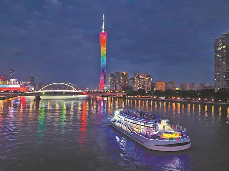 Billet Guangzhou : Croisière aller-retour Vue nocturne de la tour de Canton