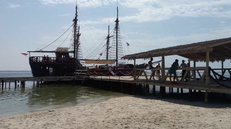 Billet Djerba : journée en bateau pirate vers l'île de Flamant