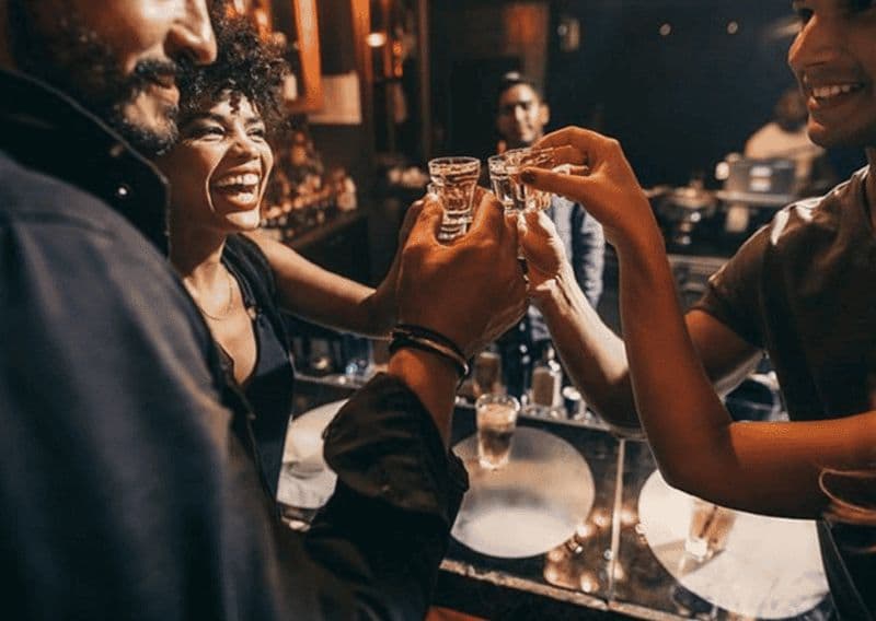 Billet Pub Crawl Udaipur (3 heures de visite guidée de la vie nocturne)