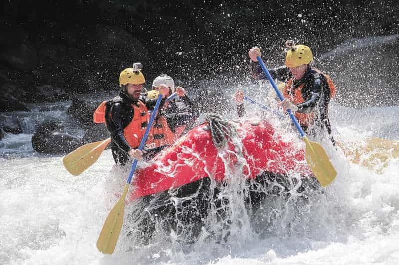 Billet Interlaken : rafting en eaux vives sur la rivière Lütschine