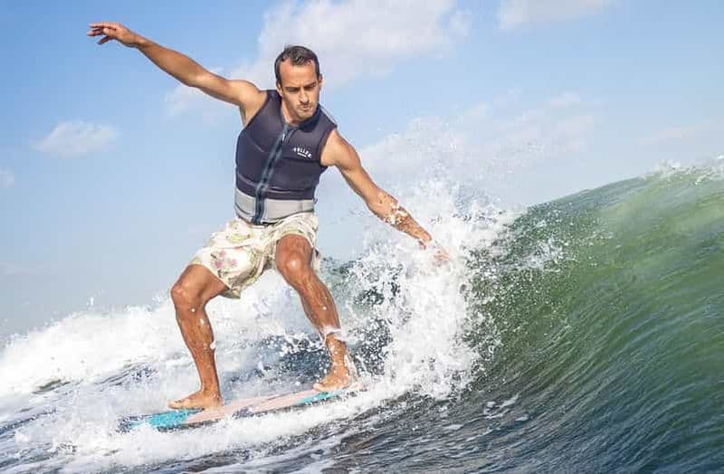 Billet Réservez votre prochaine expérience de wake surf à Jumeirah !
