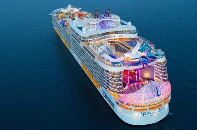 Billet Arrivée au port de croisière de Barcelone et transfert aéroport privé