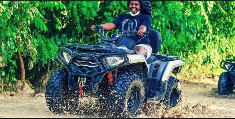 Billet Visite d'une demi-journée en quad à Punta Cana : Découvrez le cénote et la plage de Macao
