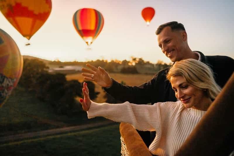 Billet Yarra Valley : Montgolfière avec petit-déjeuner et transferts CBD