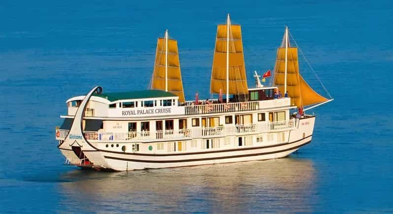 Billet Croisière de 2 jours du Royal Palace dans la baie d'Ha Long et sur l'île de Ti Top