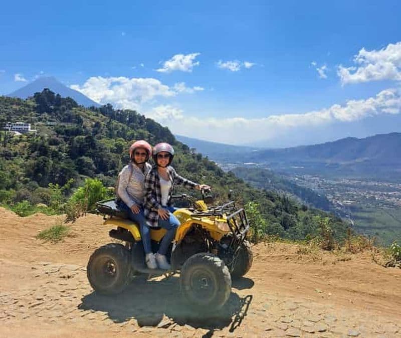 Billet Antigua : Tour de montagne en quad avec entrée à Hobbitenango