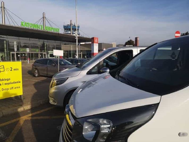 Billet Cracovie : Transfert privé depuis/vers l'aéroport de Katowice (KTW)