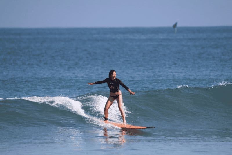 Billet Bali : cours de surf pour débutants en couple à Kuta Beach