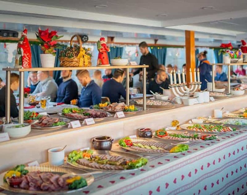 Billet Stockholm : croisière avec buffet de Noël à volonté et musique live