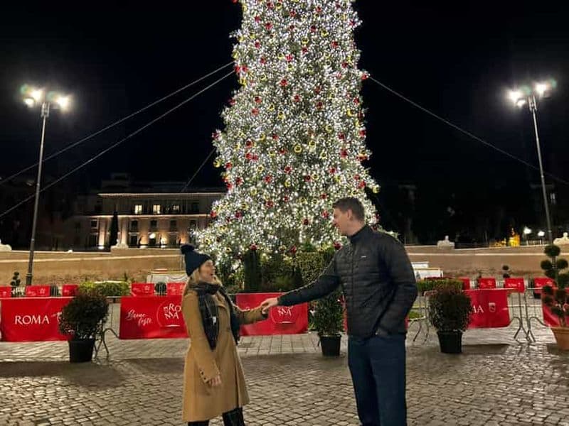 Billet Rome : Noël à Rome, visite de nuit illuminée en voiturette de golf