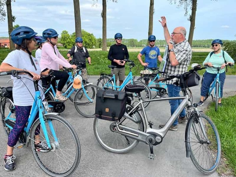 Billet Au départ de Bruges : visite guidée à vélo dans la campagne et à Damme