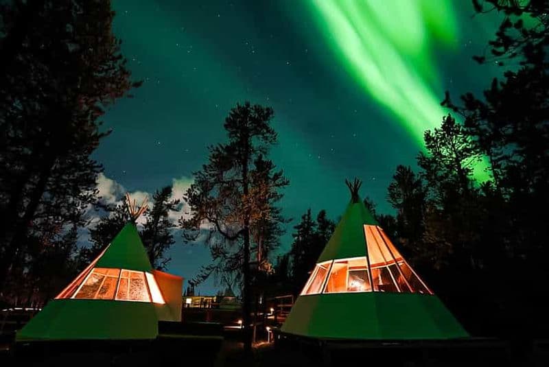 Billet Yellowknife : 2 nuits de chasse et d'observation des aurores boréales en cabine