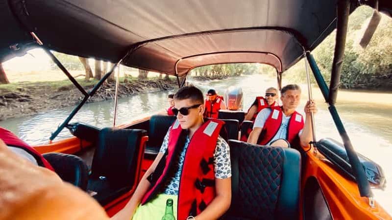 Billet Delta du Danube : Tour en bateau au coucher du soleil dans la réserve de nénuphars