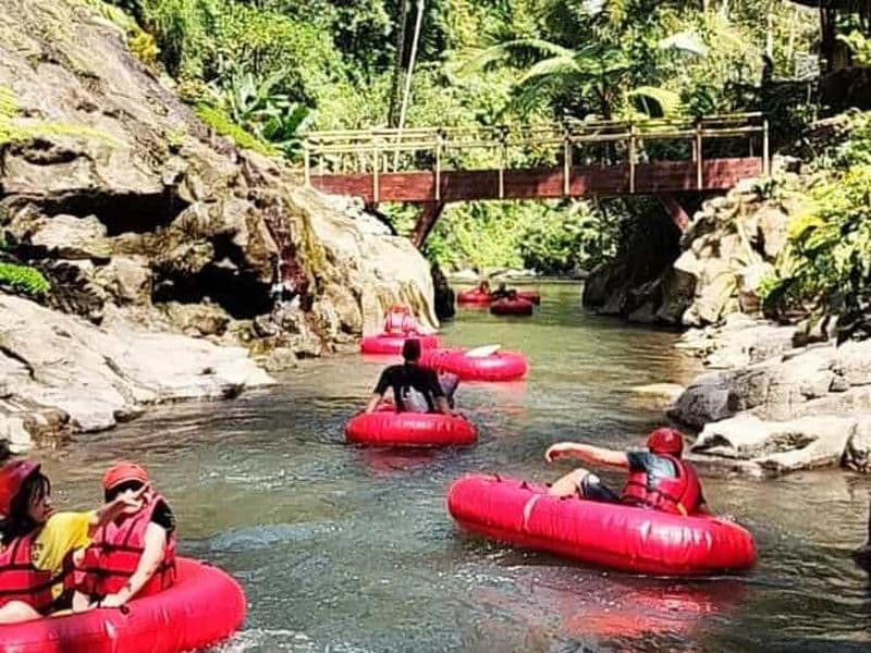 Billet Bali Chill Tubing : détendez-vous et flottez sur une rivière pittoresque en bouée