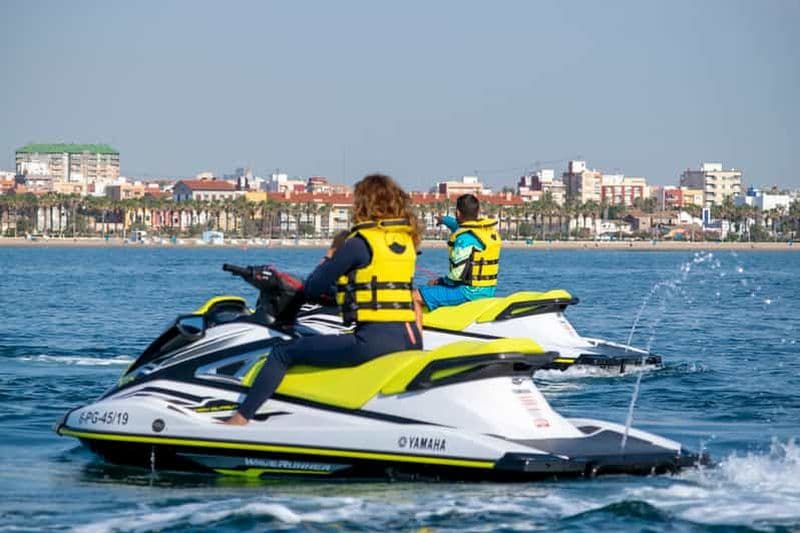 Billet Valence : excursion en jet ski, paddle surf, photos et boisson gratuite