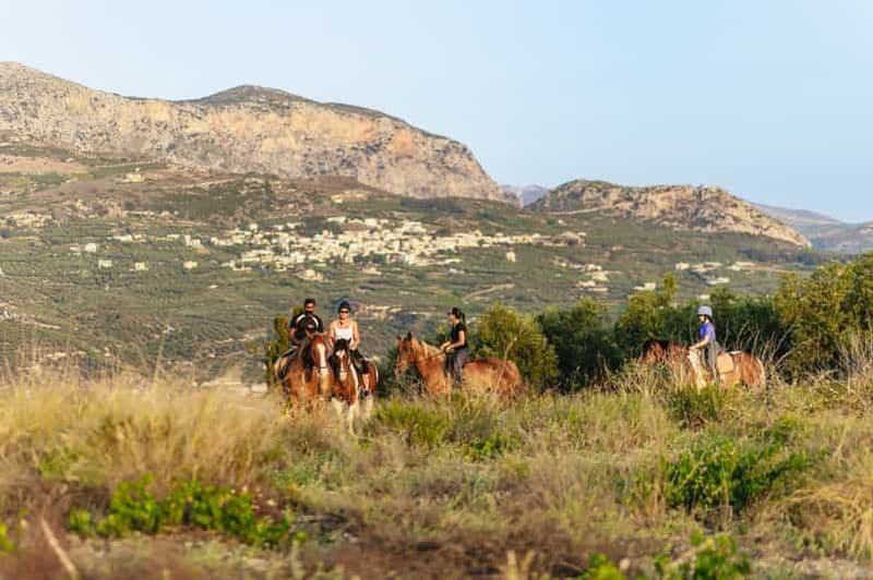 Billet Héraklion : Excursion à cheval à Finikia avec déjeuner ou dîner