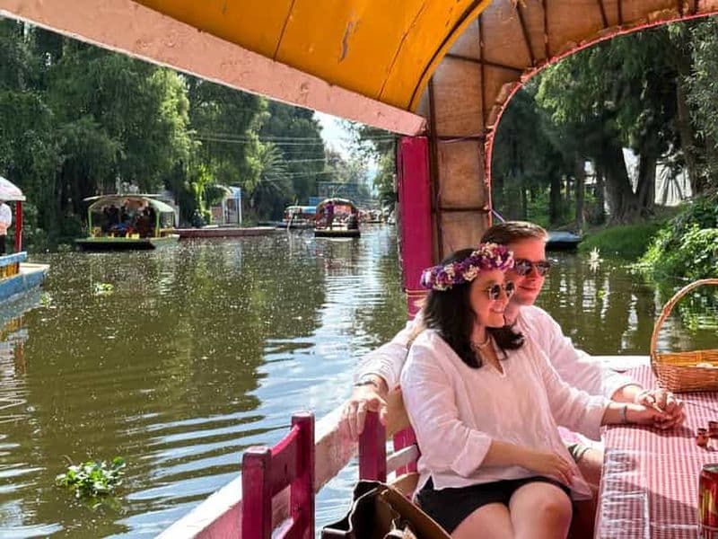 Billet Xochimilco : visite en bateau traditionnel, culture et plaisir.