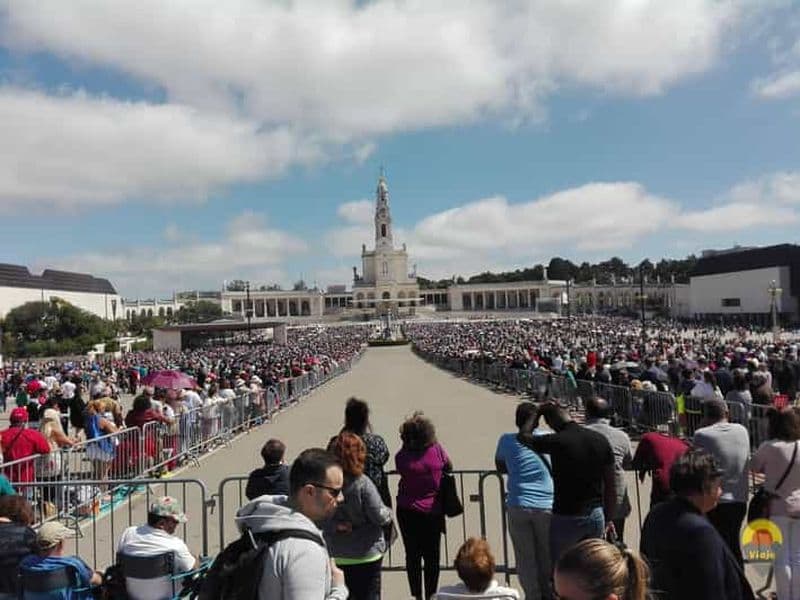 Billet Depuis Coimbra : Sanctuaire de Fátima et village des Pastoureaux