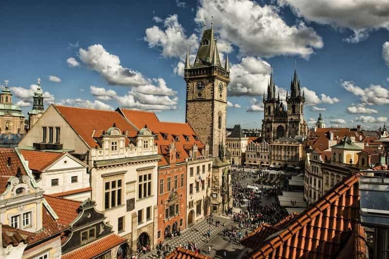 Billet Prague : Visite guidée de l'ancien hôtel de ville et des souterrains médiévaux