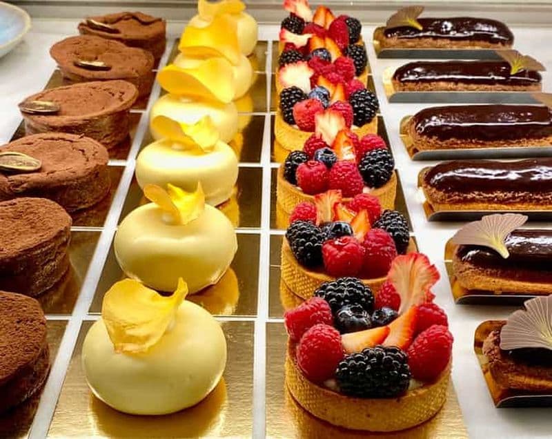 Billet Vienne : secrets et scandales, avec un gâteau au café Landtmann