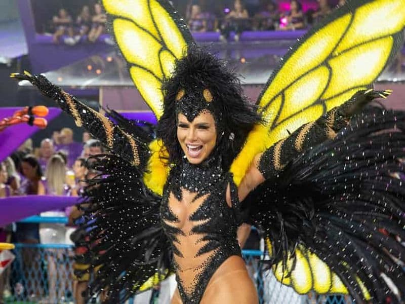 Billet Rio : défilé du carnaval du Sambadrome + transfert 2026