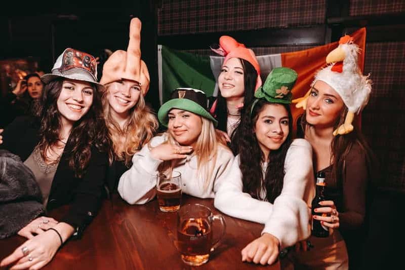 Billet Projet Barcelone X : karaoké, pause plage + VIP pour après