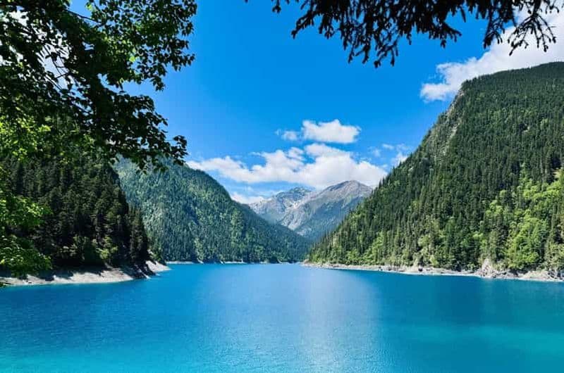 Billet Chengdu : excursion d'une journée à Jiuzhaigou en train à grande vitesse