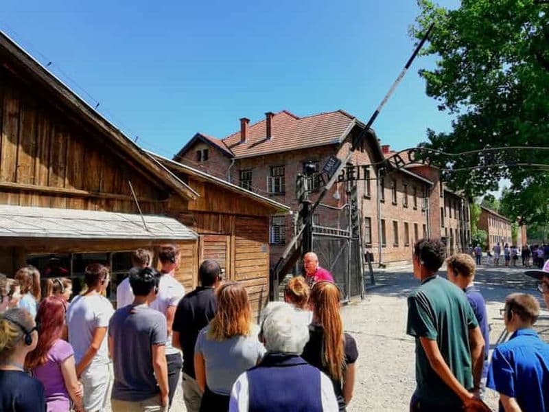Billet Cracovie : Visite guidée d'Auschwitz avec prise en charge et déjeuner facultatif.