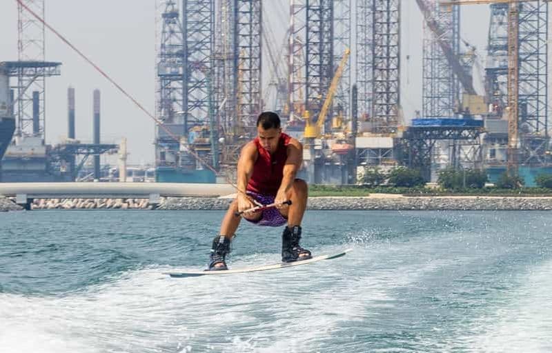 Billet Jumeirah : Réservez votre prochaine expérience de wakeboard !