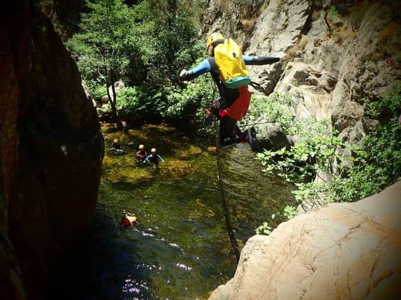 Billet Propriano : Canyon de Baracci Canyoning pour débutants