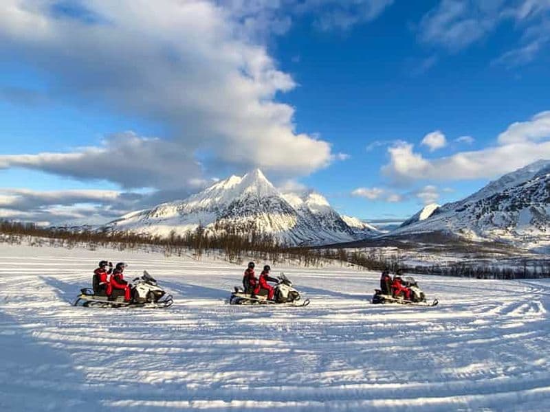 Les meilleures excursions en motoneige à Tromsø
